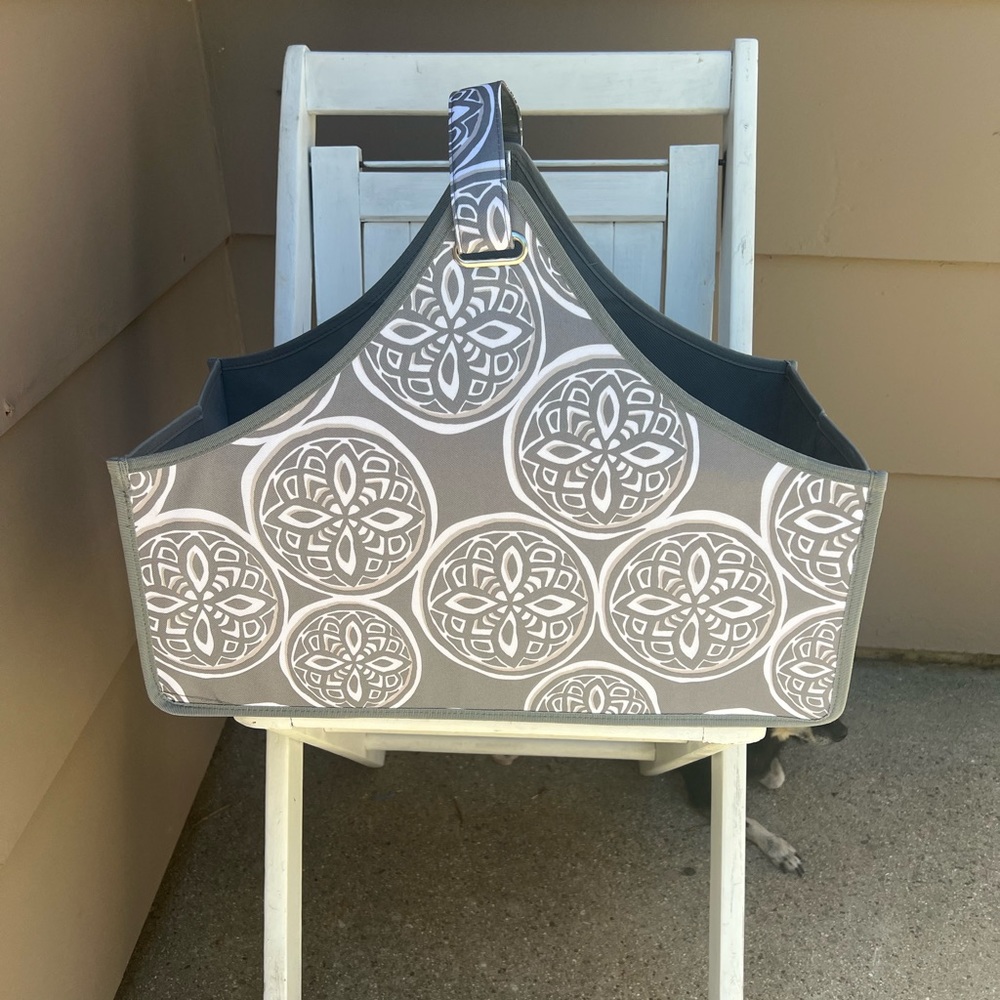 Thirtyone catch all bin. New with out bag